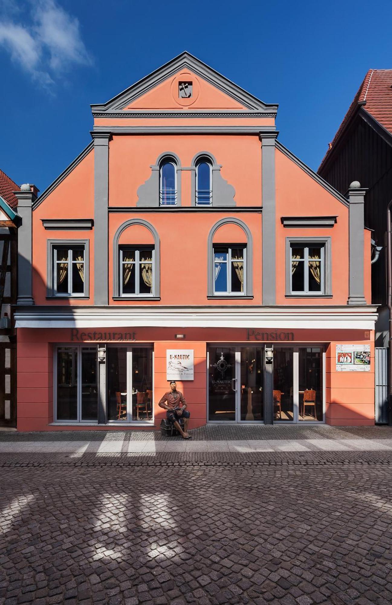 U-Nautic Restaurant & Pension Варен Экстерьер фото